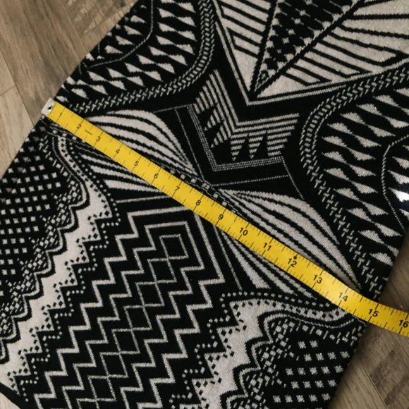 Art Deco Sleeveless Sweater U.S.A.-Made Bodycon Dress - Picture 9 of 16